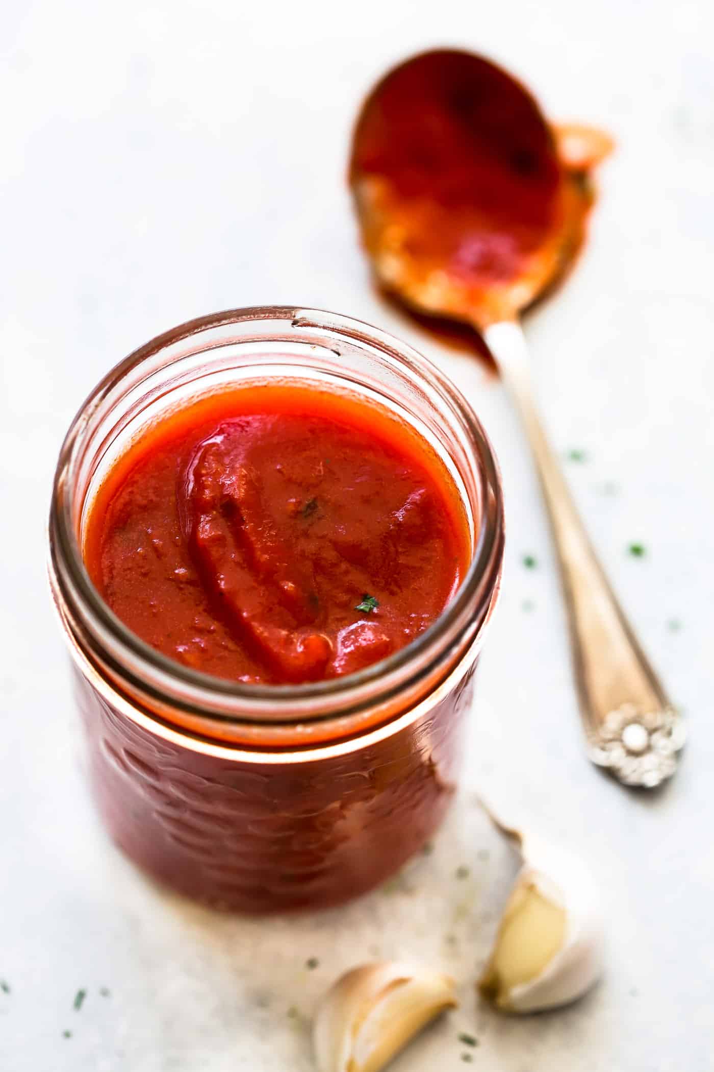 How to make Basic Tomato Sauce (Quick-cooking marinara | Delicious too)