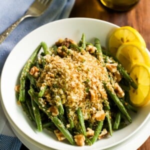 Roasted Green Beans with Garlic Panko - primaverakitchen.com