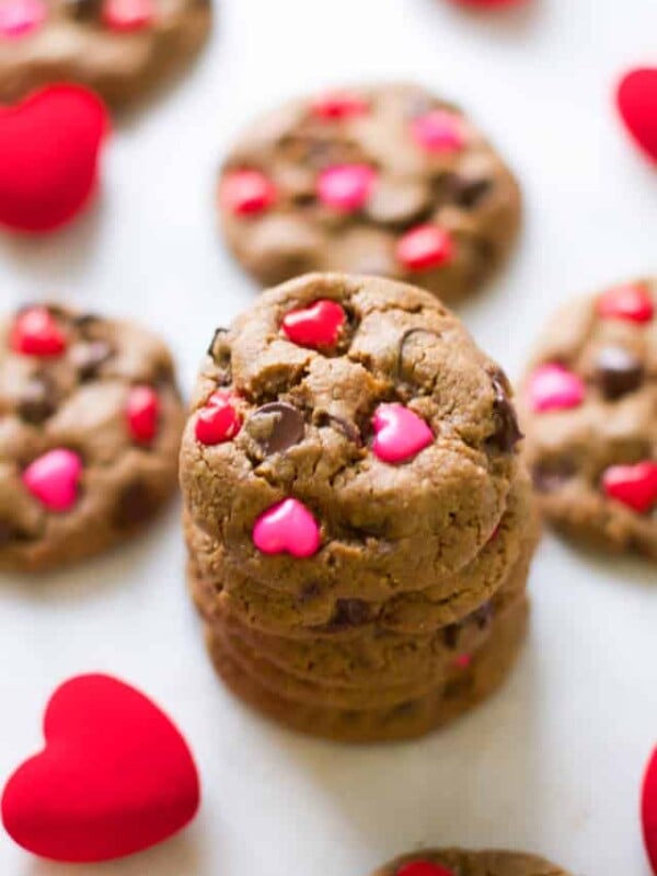 Valentine’s Day Gluten Free Chocolate Chip Cookies - primaverakitchen.com