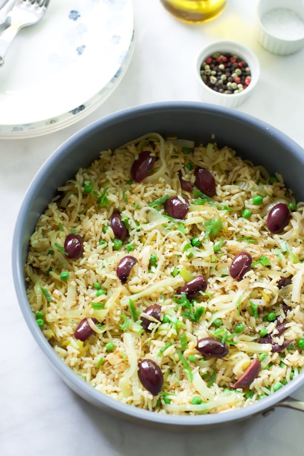 A bowl of leek kalamata rice.