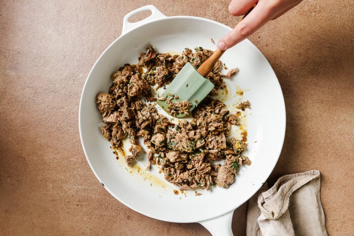 sauted tuna in a skillet