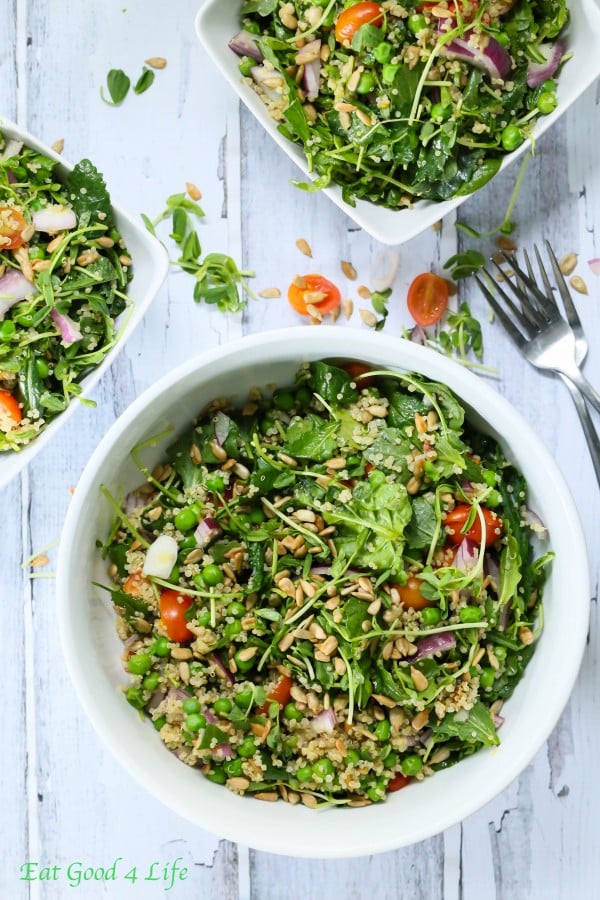 quinoa-kale-salad Multiple bowls of quinoa kale salad.