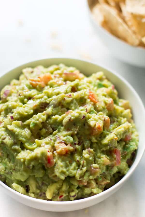 Easiest Guacamole Recipe - This is the easiest guacamole recipe you can find. You will love this simple, quick and incredibly tasty healthy dip. We love it!