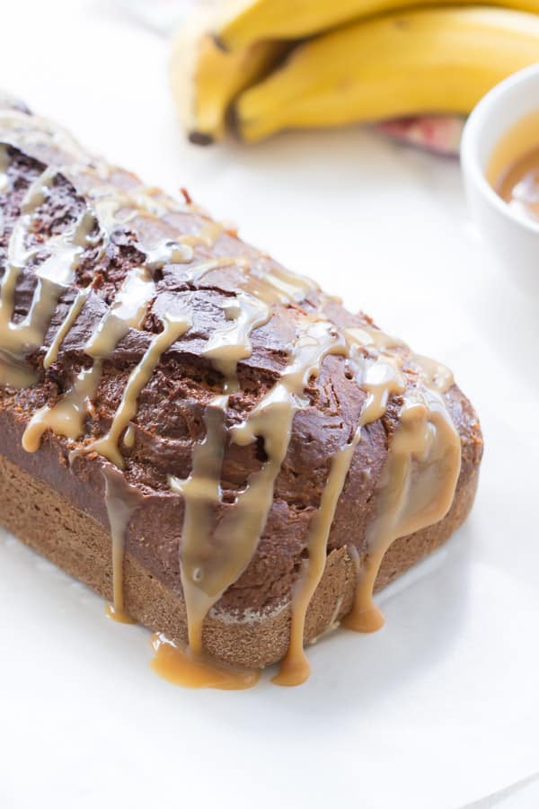 Dulce de Leche Banana Bread - The dulce de leche is swirled in a classic banana bread recipe, making it even more flavourful and irresistible. This is an amazing recipe with only few ingredients! 