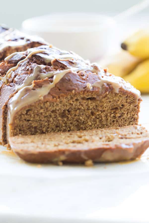 Dulce de Leche Banana Bread - The dulce de leche is swirled in a classic banana bread recipe, making it even more flavourful and irresistible. This is an amazing recipe with only few ingredients! 