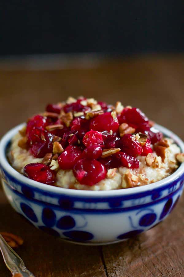 maple-roasted-cranberry-oatmeal_- This gluten and refined sugar-free Maple Roasted Cranberry Oatmeal is a perfect recipe for your Christmas morning breakfast. 