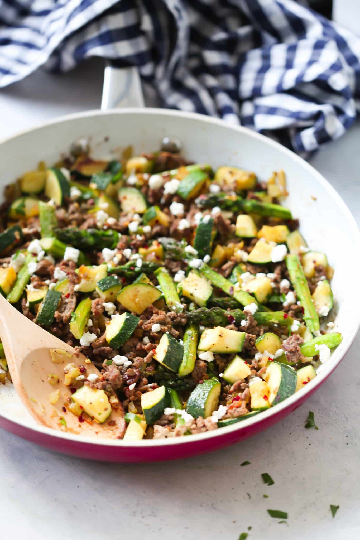 Closed up of a healthy skillet recipe called Ground beef Skillet