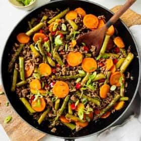 overhead view of ground beef with vegetables