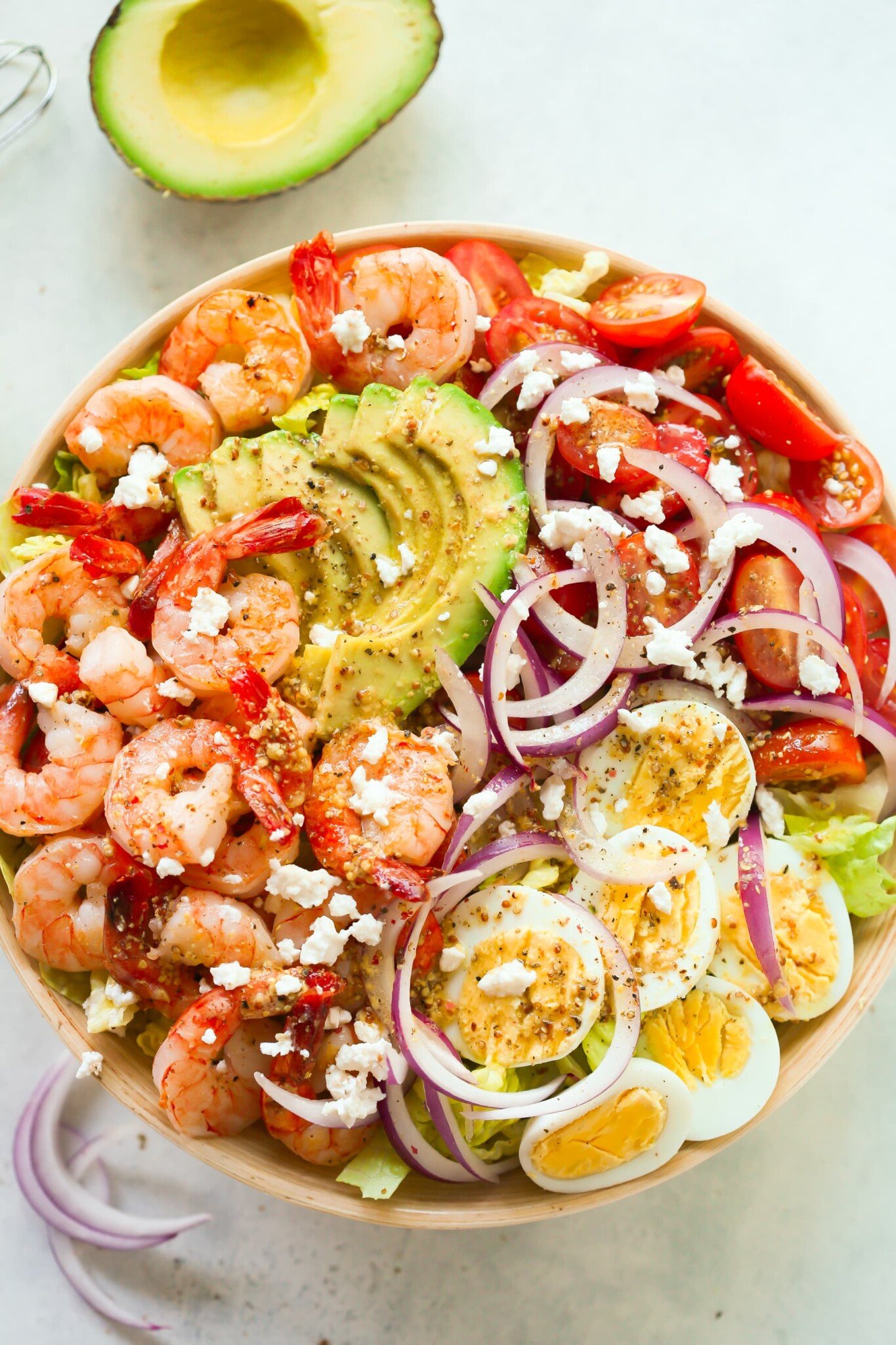 Shrimp Avocado Tomato Salad Recipe - Primavera Kitchen