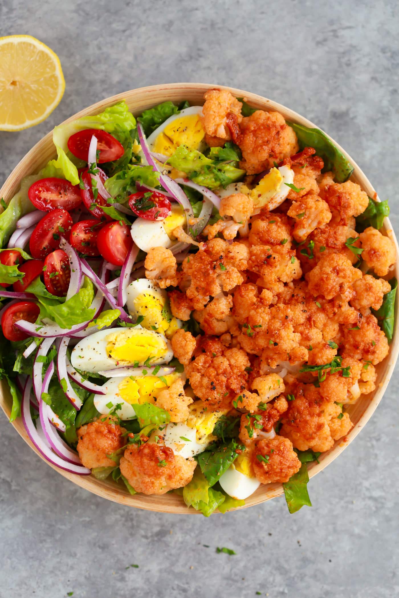 These Sun-dried Tomato Pesto Cauliflower Salad is packed with flavour and perfect for a quick healthy lunch during your busy week. 