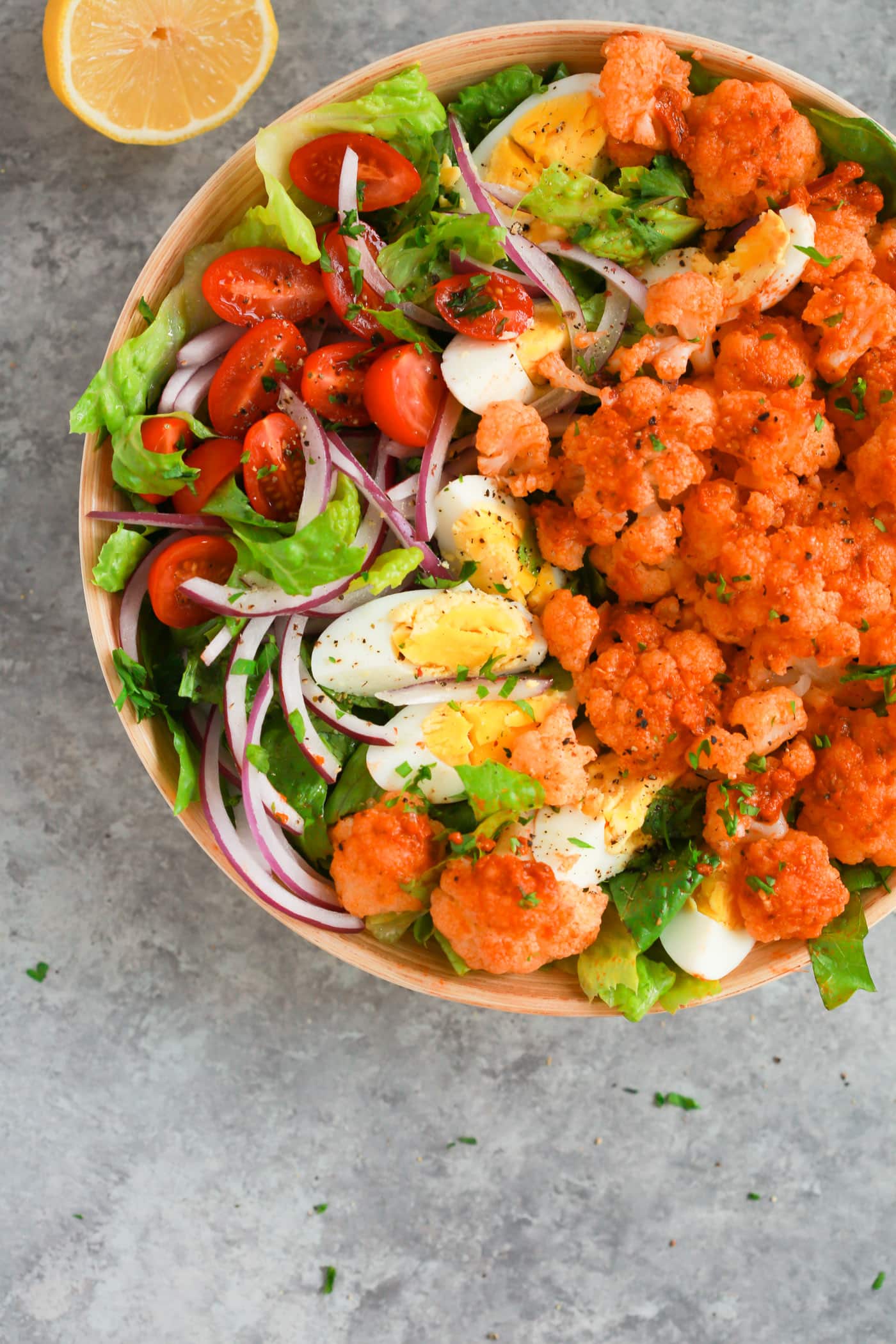 These Sun-dried Tomato Pesto Cauliflower Salad is packed with flavour and perfect for a quick healthy lunch during your busy week. 