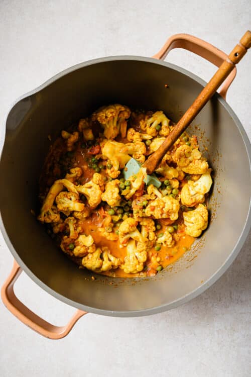 Cauliflower Curry Recipe – Creamy & Made with Coconut Milk