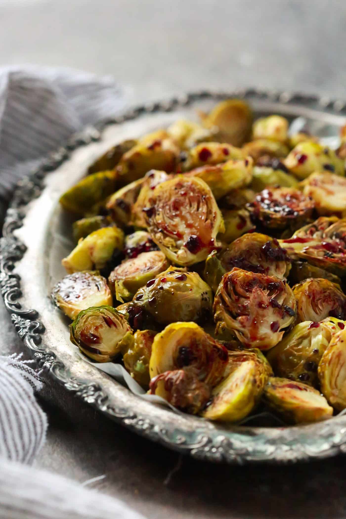 These Pomegranate Glazed Brussels Sprouts are made in the oven and toss with a 2-ingredient Pomegranate glazed (pomegranate juice and soy sauce). It’s easy, quick and very delicious. 
