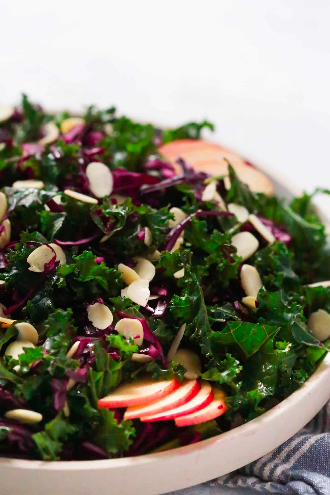  Easy, quick and delicious Chopped Red Cabbage Kale Salad to keep you healthy during the cold weather. 