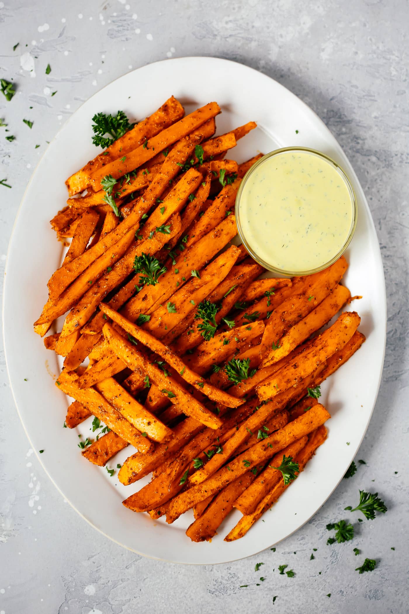 Spicy Baked Sweet Potato Fries Recipe - Primavera Kitchen