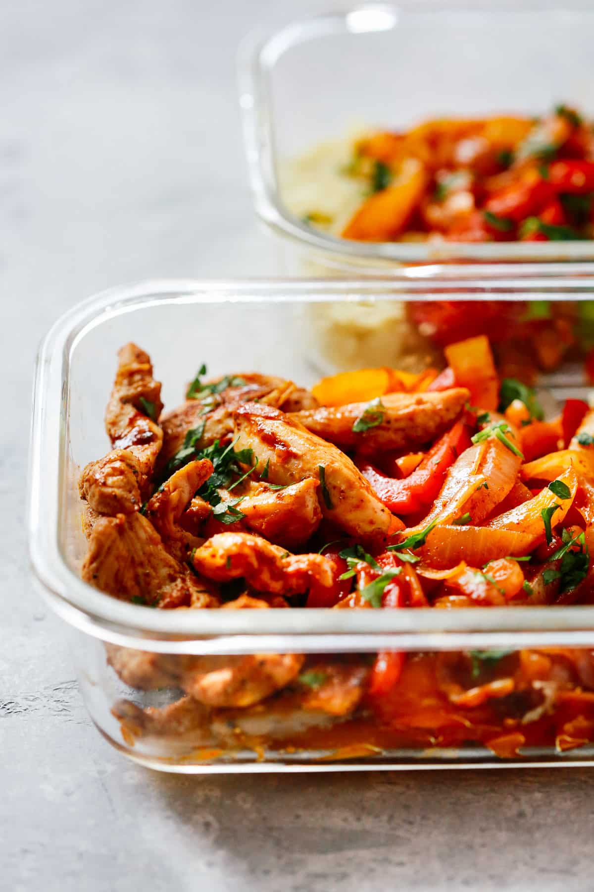 Chicken Fajita Meal Prep Lunch Bowls + Cilantro Lime Quinoa