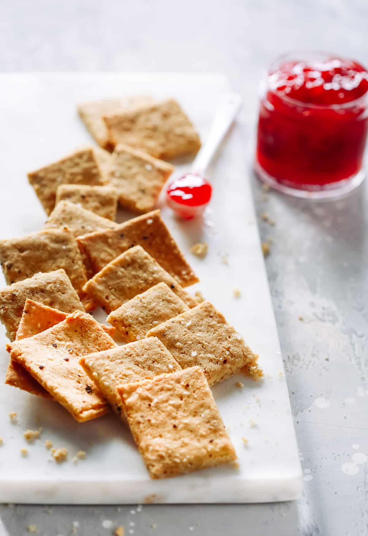 Low-Carb Almond Flour Crackers