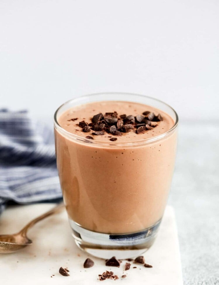 close up of a low carb chocolate smoothie garnished with chocolate chips