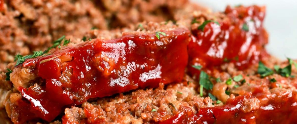 close up a lean ground beef meat loaf
