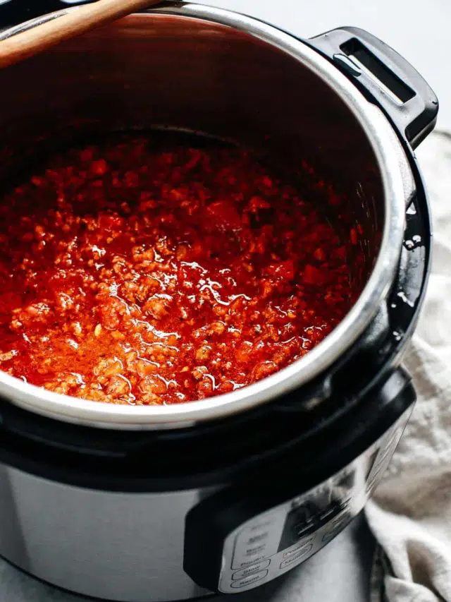 cropped-Instant-Pot-Meat-Sauce-Recipe-Primavera-Kitchen-5.jpg