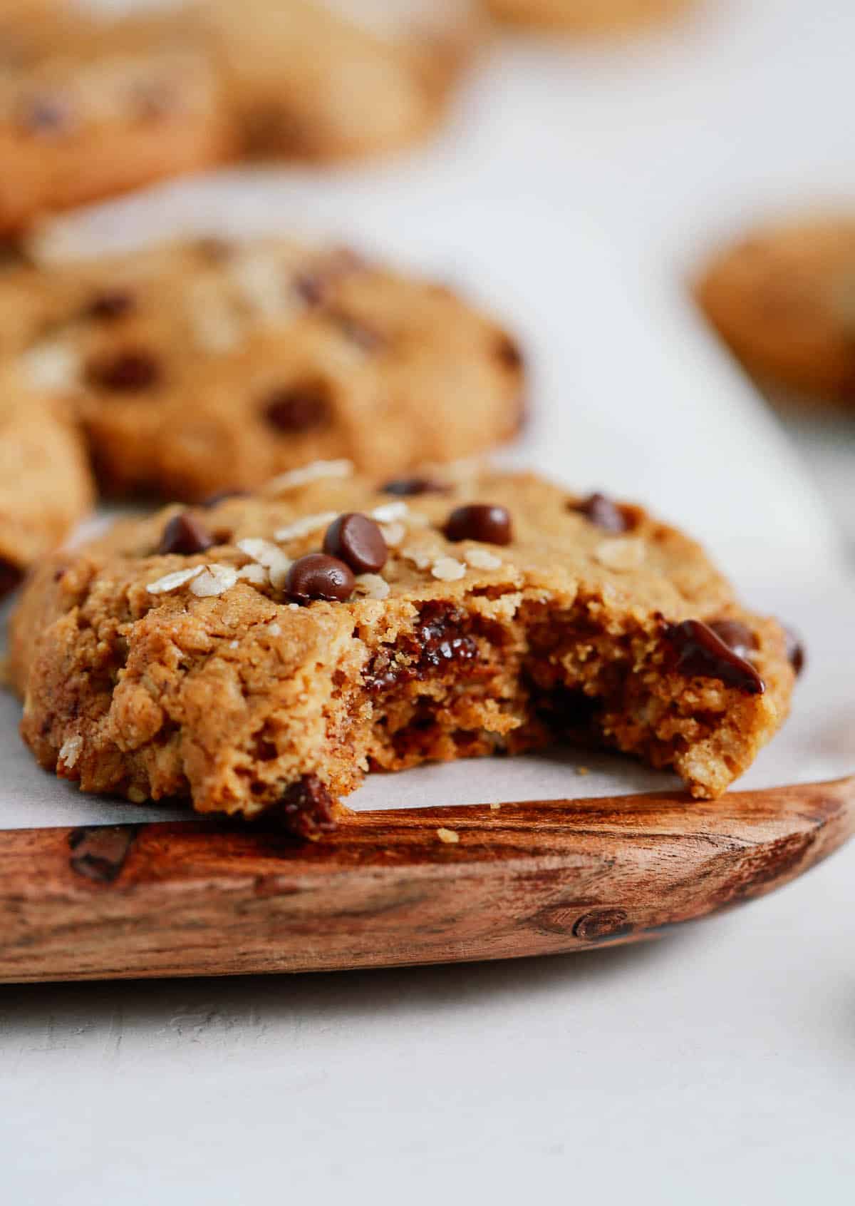Healthy Peanut Butter Oatmeal Cookies 