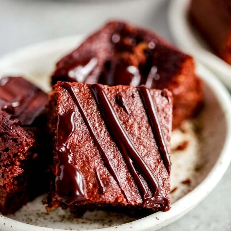 plate of keto chocolate bars