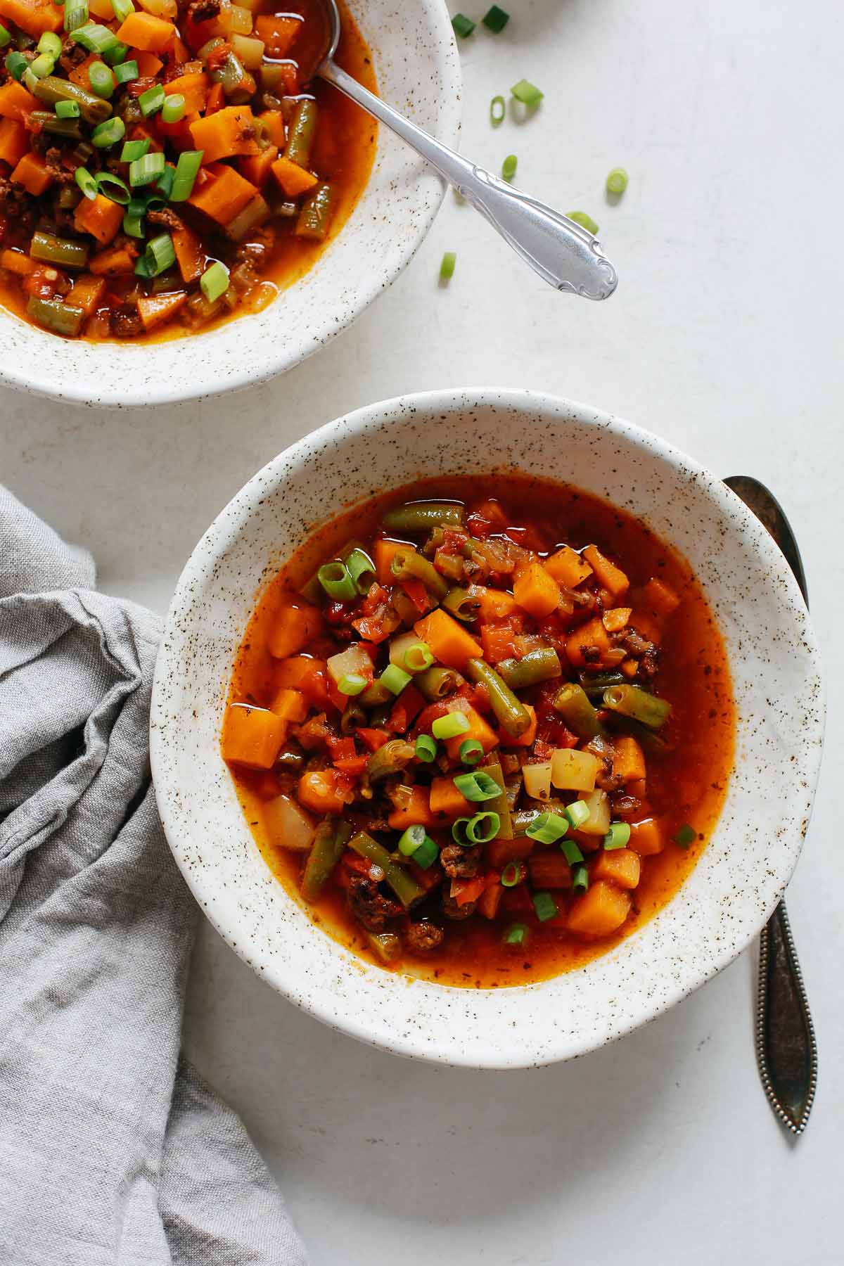 Ground Beef Vegetable Soup Easy, Delicious and Healthy!