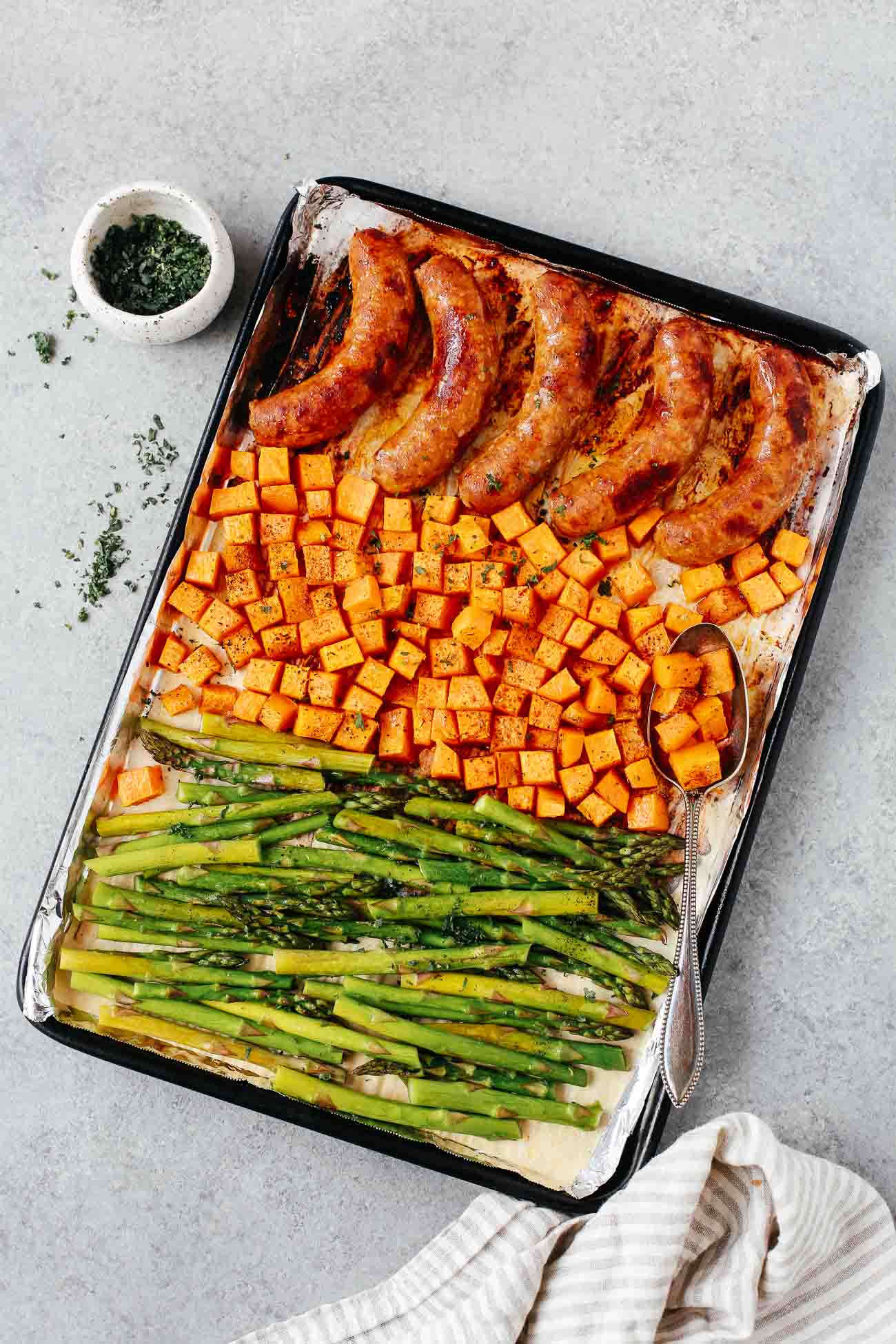 https://www.primaverakitchen.com/wp-content/uploads/2021/02/Sausage-and-Sweet-Potato-Primavera-Kitchen-7.jpg