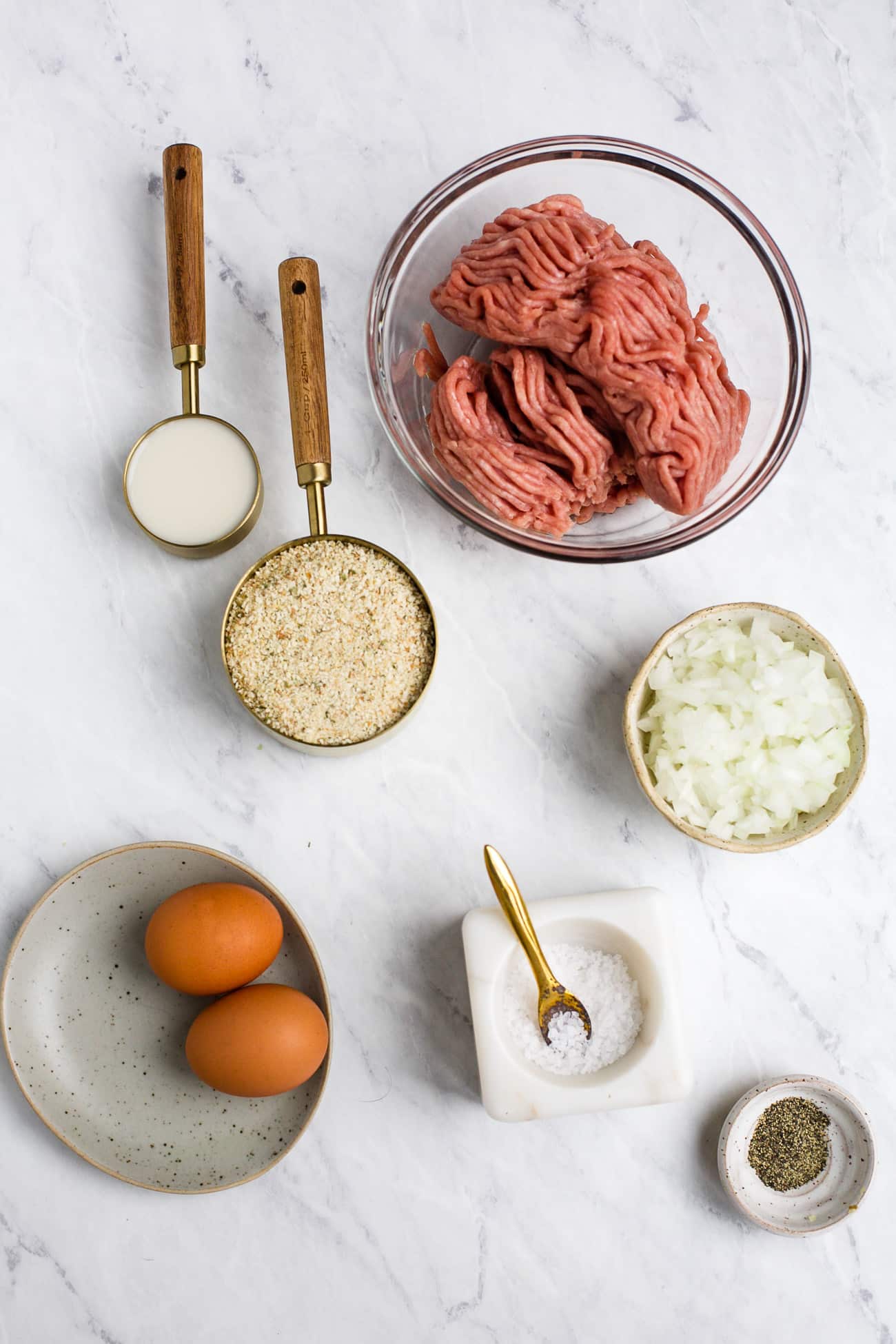 Ground turkey meatball ingredients. 