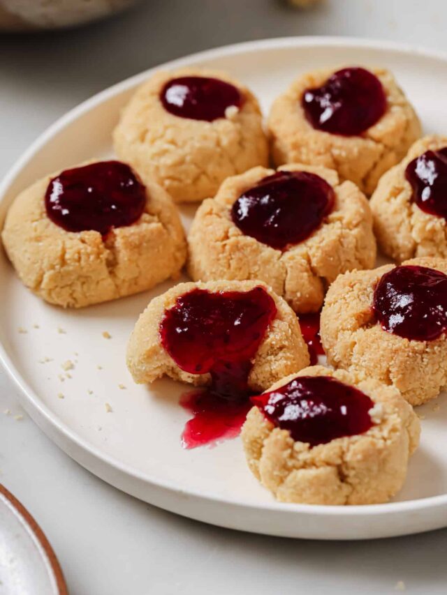 Cranberry Thumbprint Cookies in a white plate