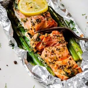 Oven baked salmon in foil