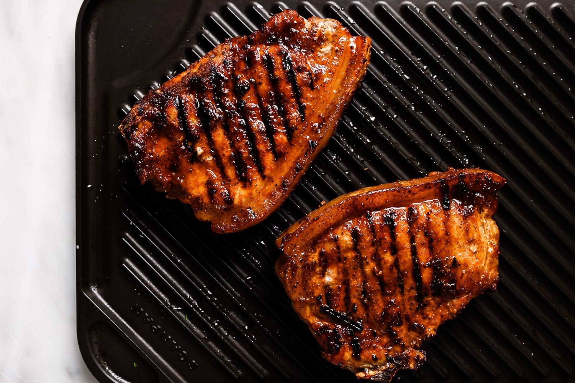 How to Cook Pork Chops on a Gas Grill: Juicy, Tender & Perfect