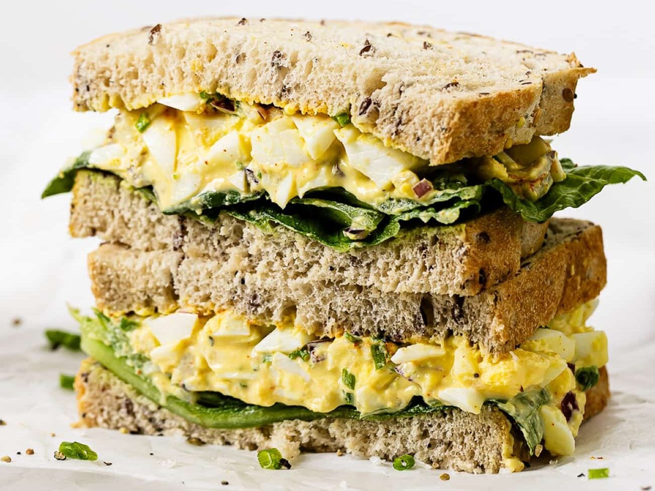 closeup of egg salad sandwich